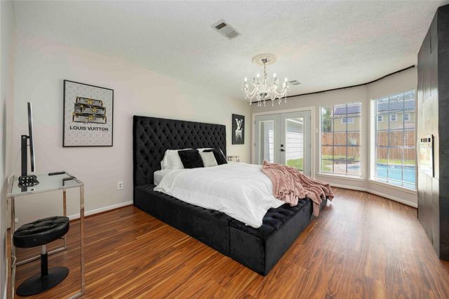 5511 Green Timbers Drive, Humble, TX 77346