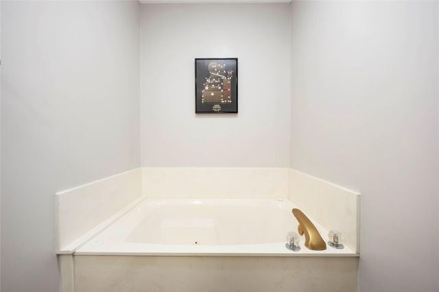 5511 Green Timbers Drive, Humble, TX 77346