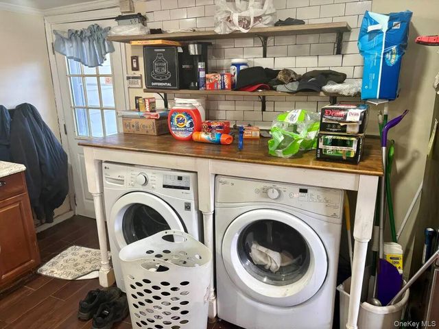 11 Tell Avenue, Deer Park, NY 11729