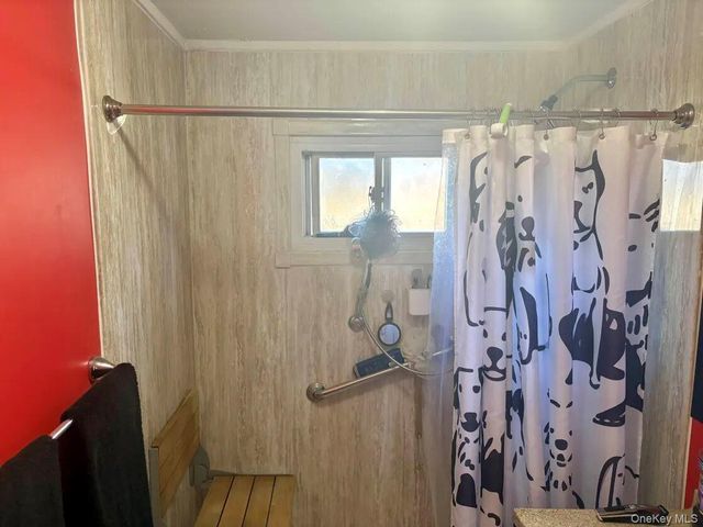 11 Tell Avenue, Deer Park, NY 11729