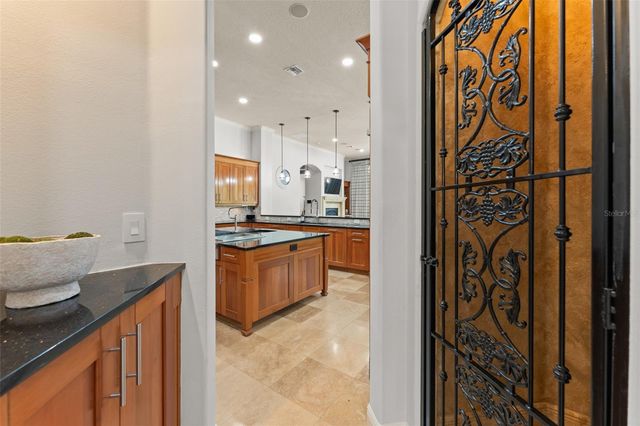 9713 ENDICOTT COURT, Windermere, FL 34786