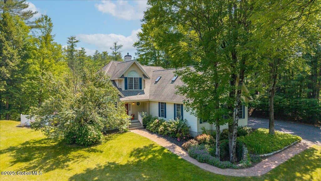 460 Grand Avenue, Saratoga Springs, NY 12866