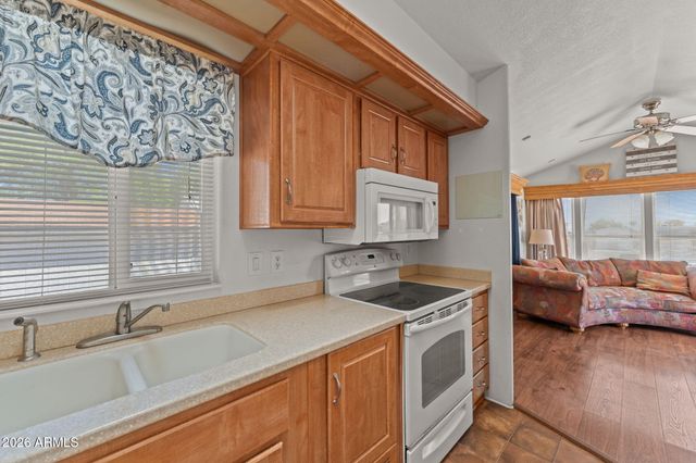 21300 W OUTLAW Drive, Congress, AZ 85332