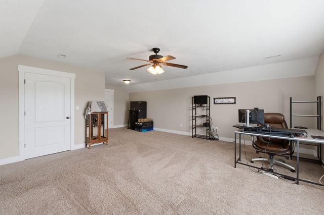 1813 N 7th Avenue, Ozark, MO 65721