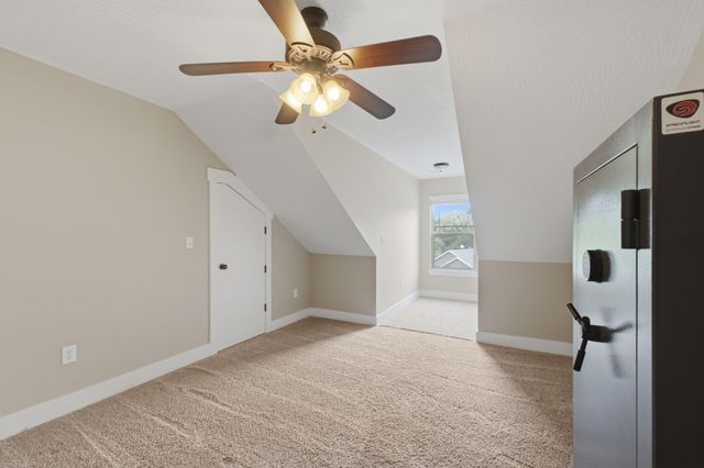 1813 N 7th Avenue, Ozark, MO 65721