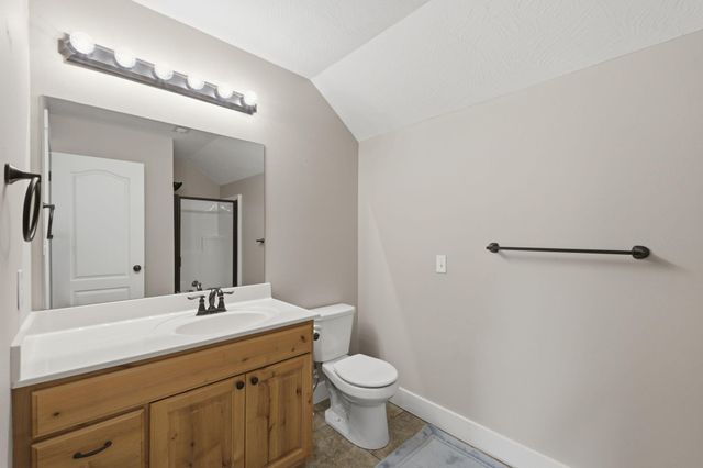 1813 N 7th Avenue, Ozark, MO 65721