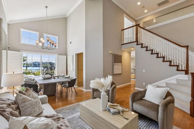 392 Saint Martin Drive, Redwood Shores, CA 94065