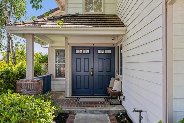 392 Saint Martin Drive, Redwood Shores, CA 94065