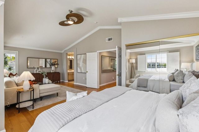 392 Saint Martin Drive, Redwood Shores, CA 94065