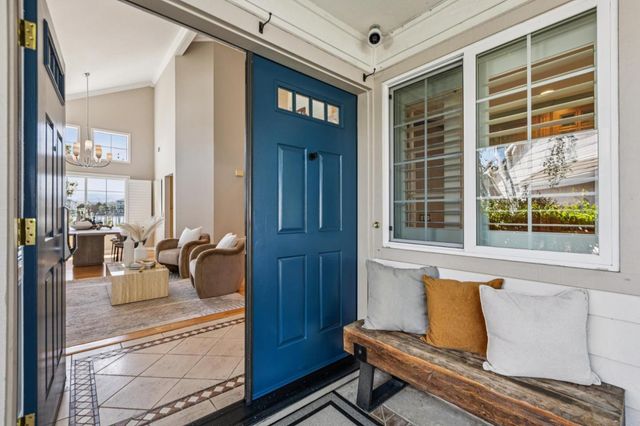 392 Saint Martin Drive, Redwood Shores, CA 94065