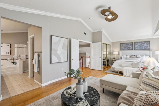 392 Saint Martin Drive, Redwood Shores, CA 94065