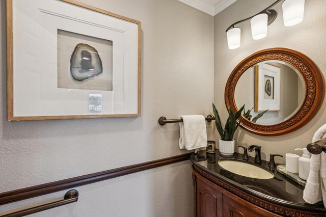 392 Saint Martin Drive, Redwood Shores, CA 94065