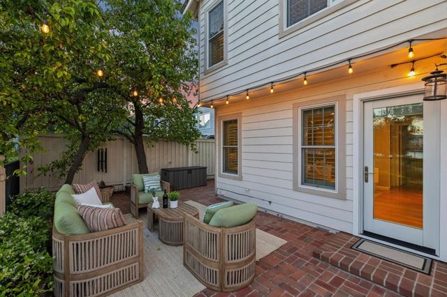 392 Saint Martin Drive, Redwood Shores, CA 94065