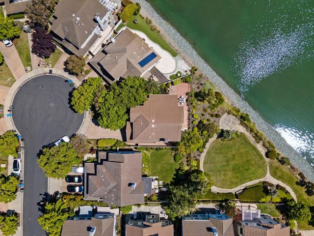 392 Saint Martin Drive, Redwood Shores, CA 94065