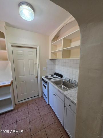 521 W 5th Street, Tempe, AZ 85281