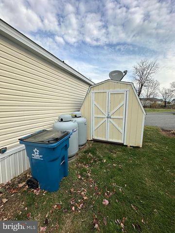 52 LORI CIR, Mechanicsburg, PA 17050