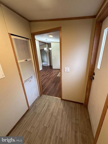 52 LORI CIR, Mechanicsburg, PA 17050