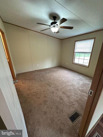 52 LORI CIR, Mechanicsburg, PA 17050