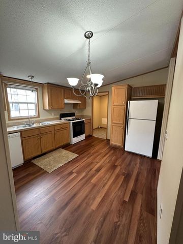 52 LORI CIR, Mechanicsburg, PA 17050