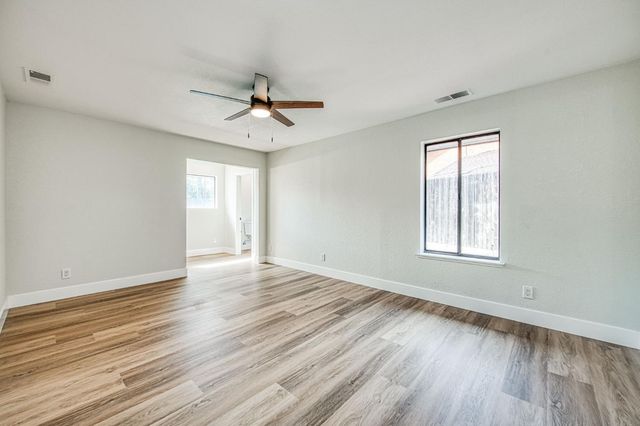 8453 N 1st Street, Fresno, CA 93720