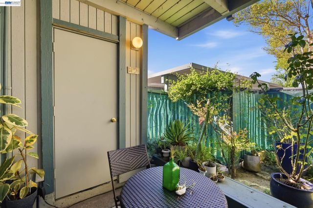 1036 Oak Grove Rd 137, Concord, CA 94518