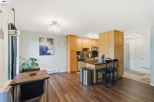 1036 Oak Grove Rd 137, Concord, CA 94518