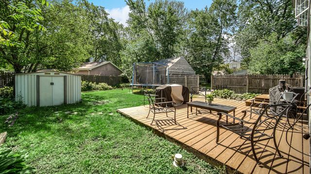 9041 Revere Court, Munster, IN 46321