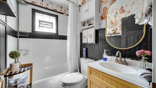 9041 Revere Court, Munster, IN 46321