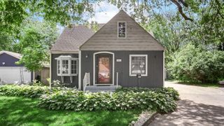 9041 Revere Court, Munster, IN 46321