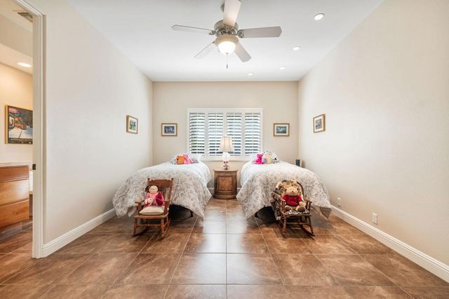 48521 Olympic Drive, Palm Desert, CA 92260