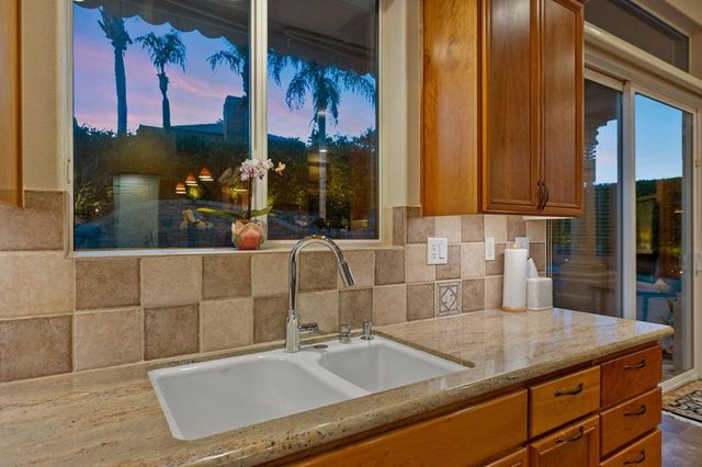 48521 Olympic Drive, Palm Desert, CA 92260