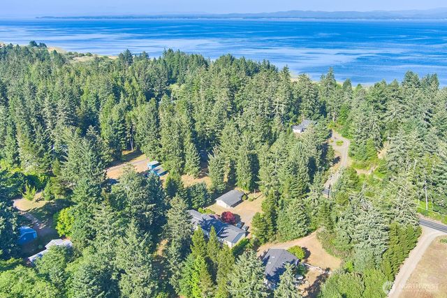 31523 Sandridge Road, Ocean Park, WA 98640