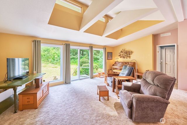 31523 Sandridge Road, Ocean Park, WA 98640