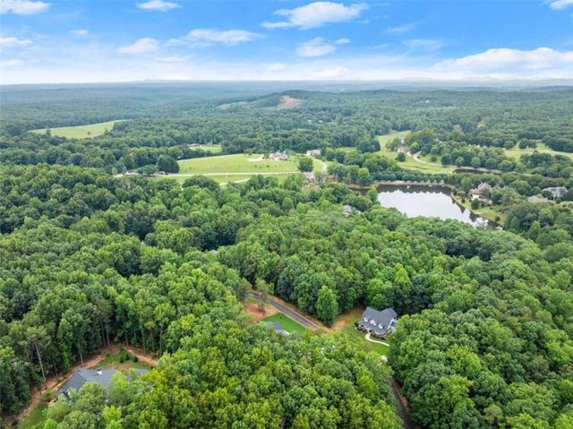 708 Plum Lane, Clarkesville, GA 30523