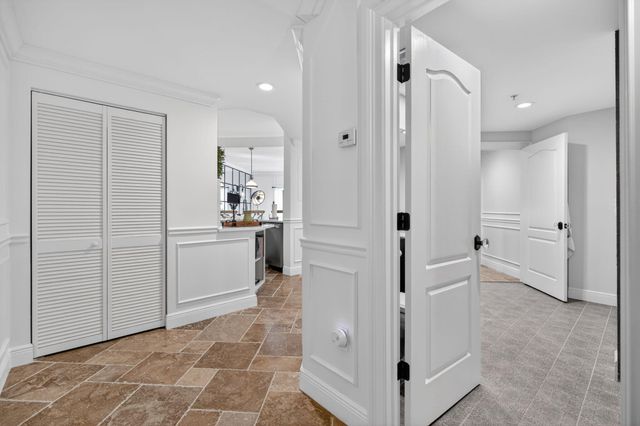 100 Uno Lago Drive 103, Juno Beach, FL 33408