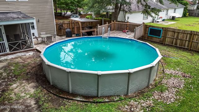 602 King Arthur Road, Greenville, NC 27858