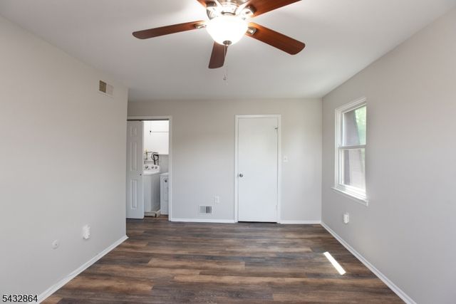 504 Nottingham Way 504, Raritan Twp., NJ 08822