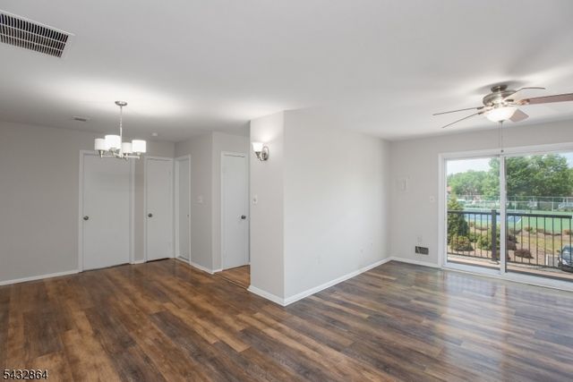 504 Nottingham Way 504, Raritan Twp., NJ 08822