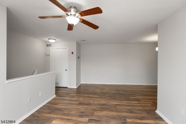 504 Nottingham Way 504, Raritan Twp., NJ 08822