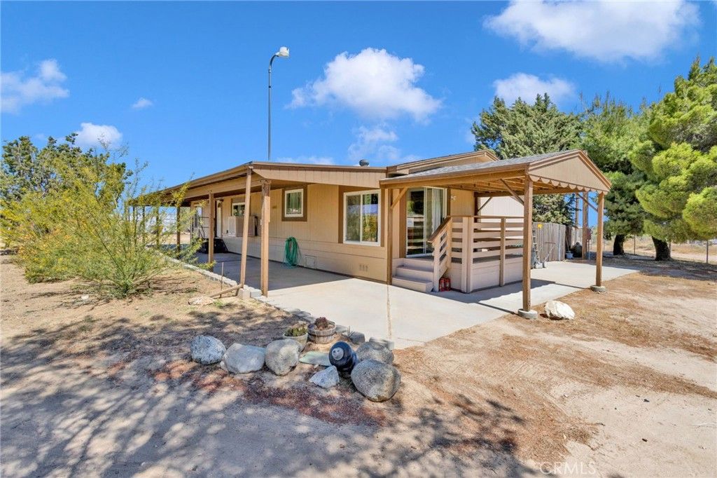 Image 1 of property listing at 10532 Acanthus Street, Phelan, CA 92371