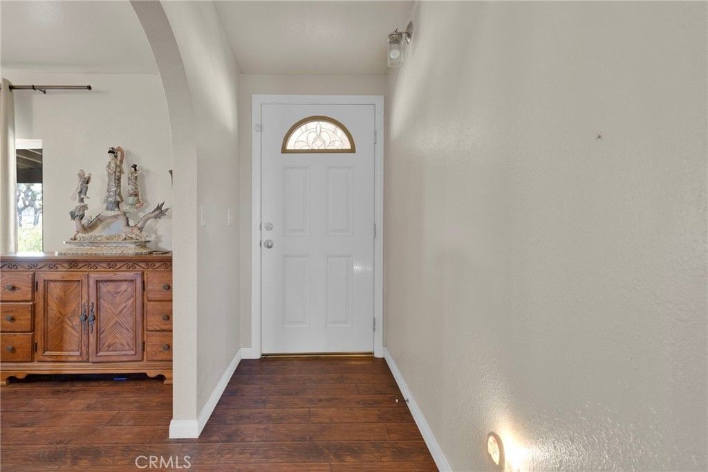 Image 10 of property listing at 10532 Acanthus Street, Phelan, CA 92371