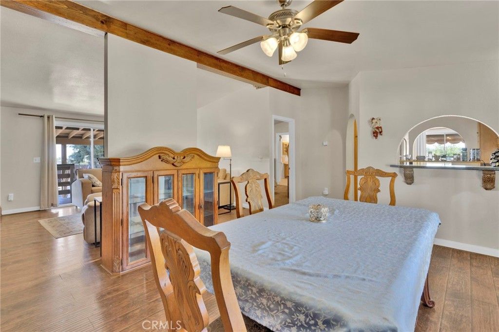 Image 13 of property listing at 10532 Acanthus Street, Phelan, CA 92371