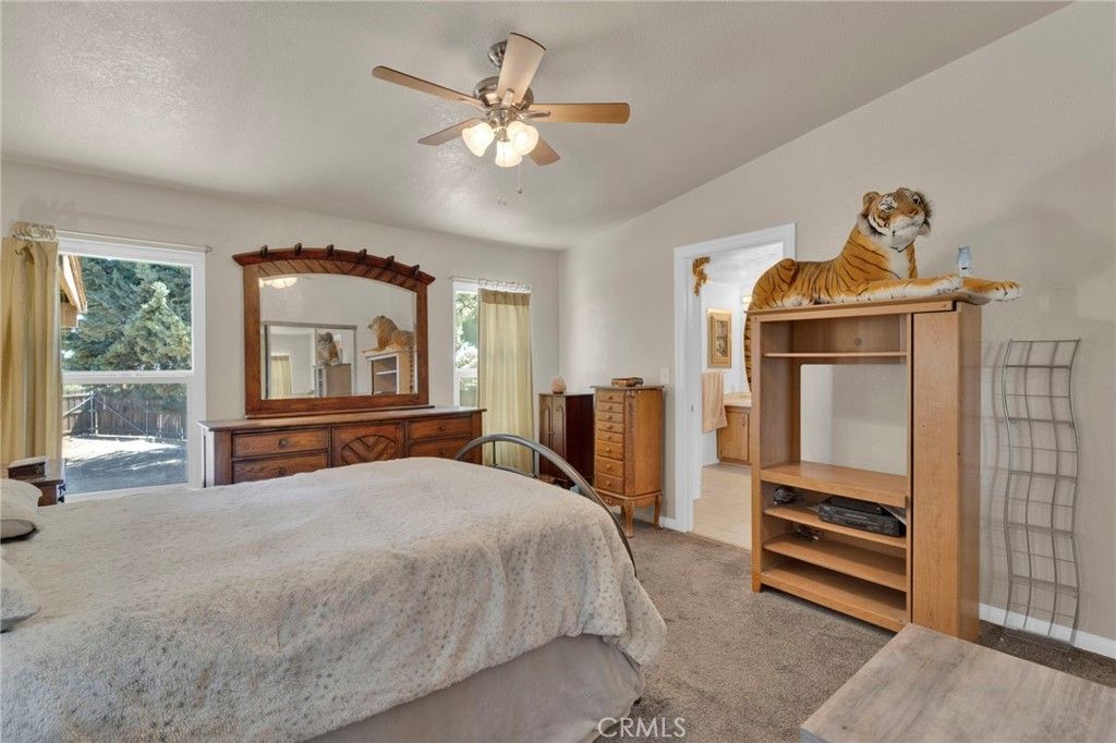 Image 30 of property listing at 10532 Acanthus Street, Phelan, CA 92371