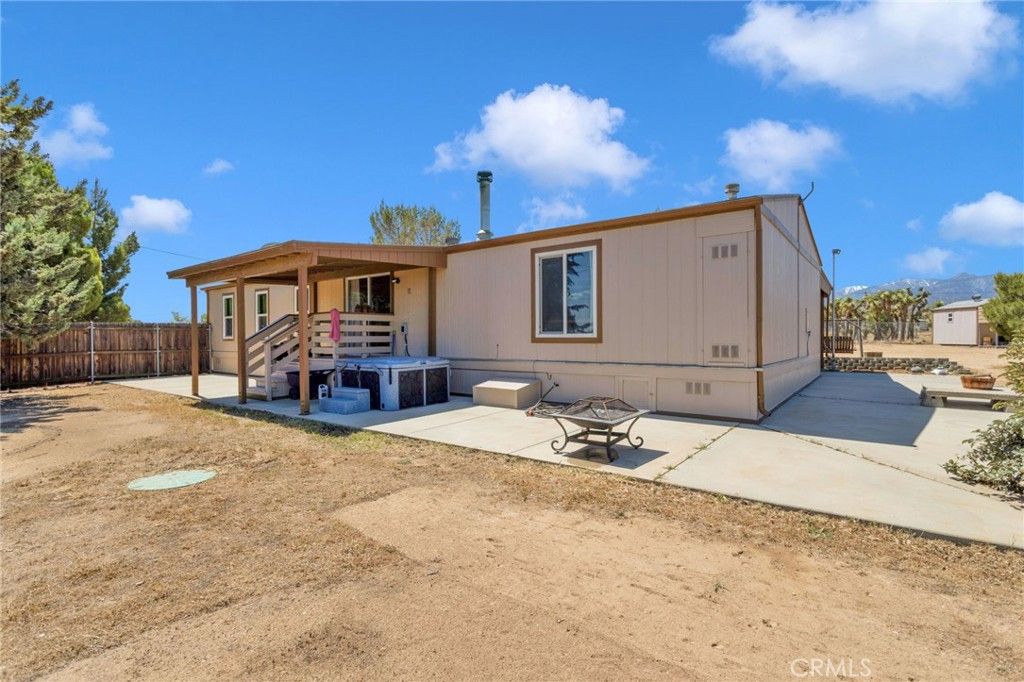 Image 38 of property listing at 10532 Acanthus Street, Phelan, CA 92371