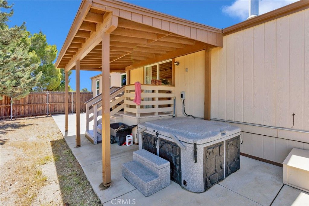 Image 41 of property listing at 10532 Acanthus Street, Phelan, CA 92371