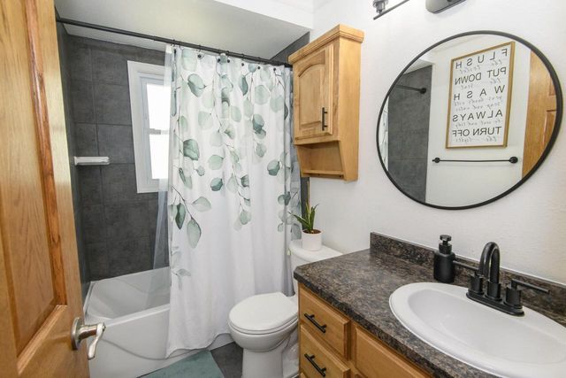 1109 Lawndale AVENUE, Waukesha, WI 53188