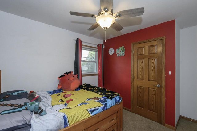 1109 Lawndale AVENUE, Waukesha, WI 53188