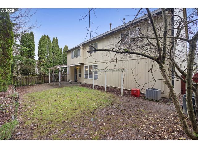 16590 Nw AVONDALE Dr, Beaverton, OR 97006