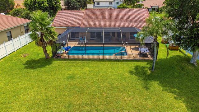 20725 Waters Edge Court, Boca Raton, FL 33498