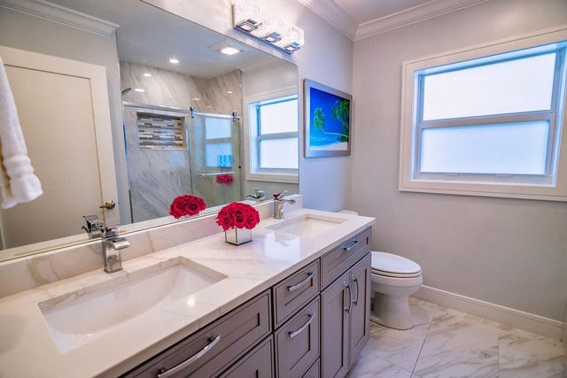 20725 Waters Edge Court, Boca Raton, FL 33498